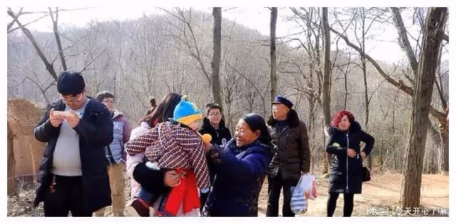 我是爸爸獨生女,奶奶想找外人繼承我爸家業,我用一招讓他們趕走