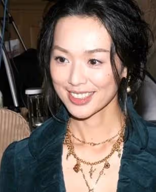 她是林志玲師姐!嫁入豪門孕期遭7次家暴 被閨蜜插足離婚「苦練廚藝獲獎」50歲依舊漂亮