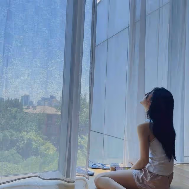 當紅女星曬日常生活,圈粉無數!全屋不豪華,但卻溫馨精緻,超舒服