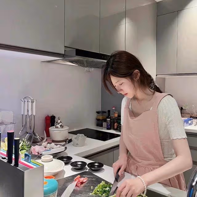 當紅女星曬日常生活,圈粉無數!全屋不豪華,但卻溫馨精緻,超舒服