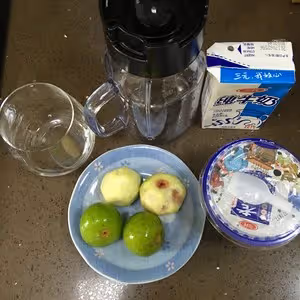 無花果杯壁酸奶奶昔
