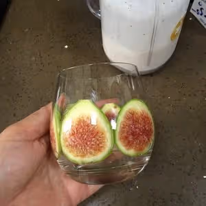 無花果杯壁酸奶奶昔