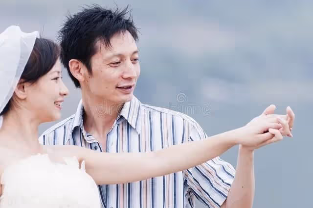 你把你媳婦給收拾了,給你妹妹出氣男人:你們全在鄉下呆著