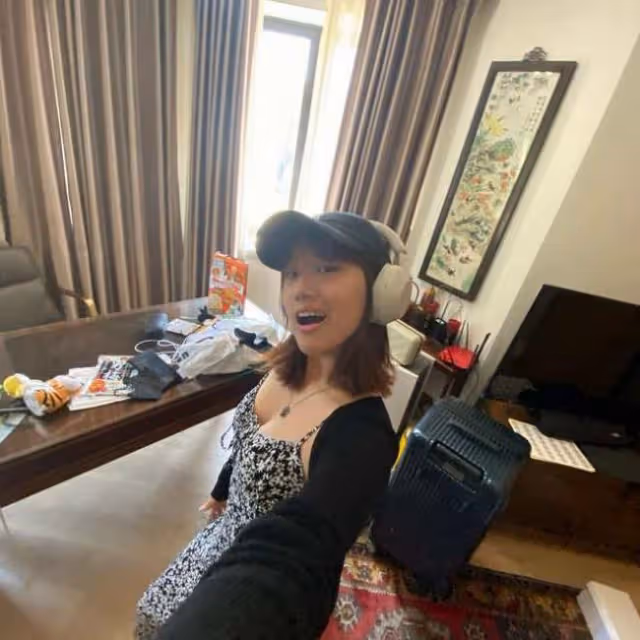 賈靜雯17歲大女兒顏值逆襲 穿弔帶裙小秀性感
