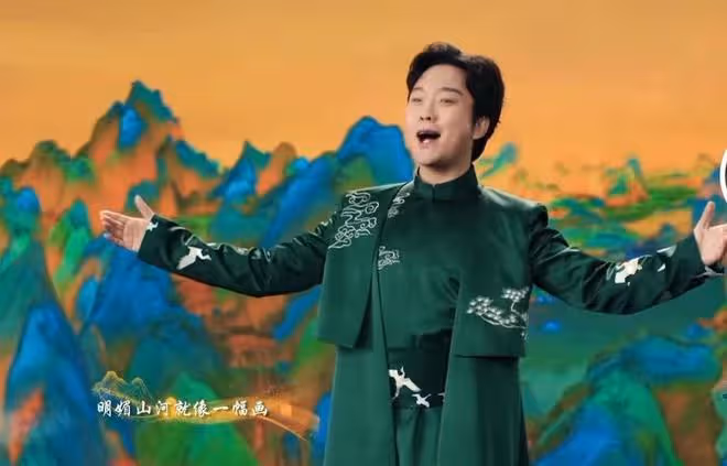 星光大道開播18周年!王小瑋獨自祝福,李玉剛楊光齊聚現狀各不同