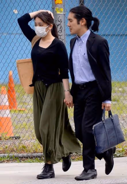 真子形象大反轉,小室圭只是她的一枚棋子,離開王室害了佳子