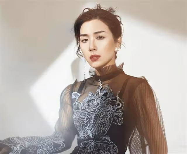 不獲認可?TVB當紅花旦任藝訓班客席導師遭質疑能力:肯定不會教