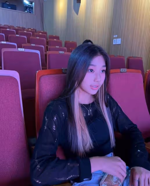 星二代出道預定?天生女團顏值身材,音樂人父親全力支持?