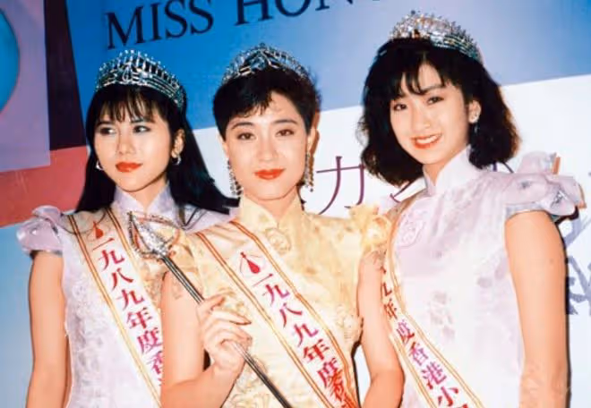 港姐梁佩瑚開派對慶52歲生日,演員弟弟罕露面,已定居內地開餐廳