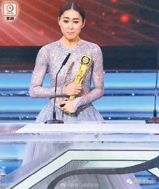 小角色榮升做視後!胡定欣難忘當年由演護士開始