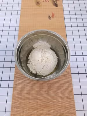 廣式月餅(蓮蓉/香芋/奶黃/黑芝麻餡/50克  ，回油快、不裂口)