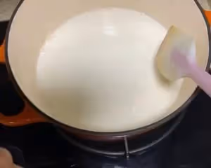 牛奶芒果布丁（白涼粉版）