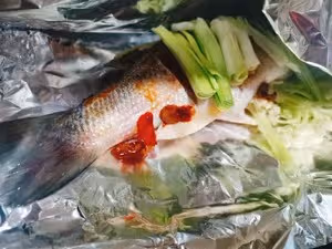 「空氣炸鍋」錫紙烤鱸魚