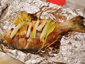 「空氣炸鍋」錫紙烤鱸魚