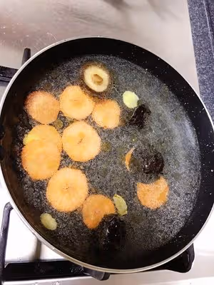 田園蔬菜肉片粉絲湯
