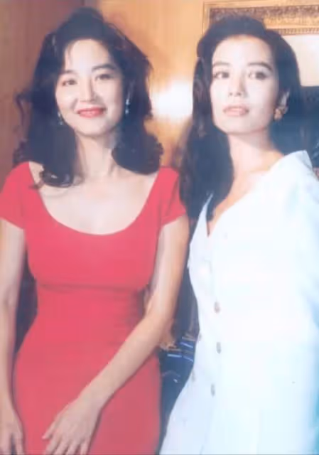 坐擁4億房產的鐘楚紅要復出了，丈夫病逝已15年，拒絕戀愛和再婚