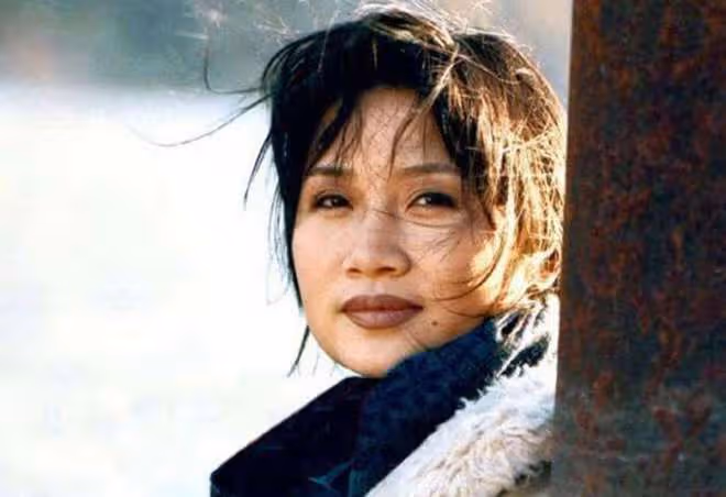 昄依佛門的8位女星,有人兩次愛上已婚男,有人被丈夫背叛