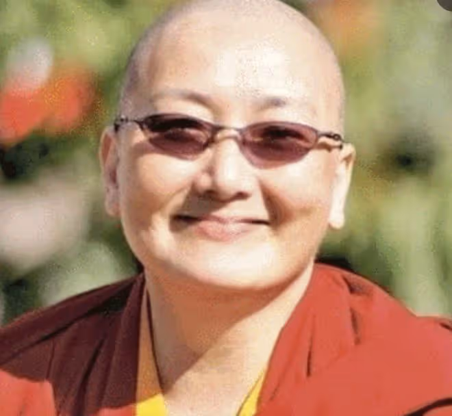 昄依佛門的8位女星,有人兩次愛上已婚男,有人被丈夫背叛