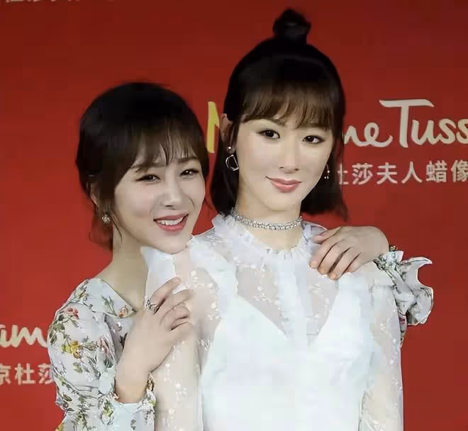 閆妮新劇臉僵如石？看看這7位美女明星，都走上了整容的不歸路