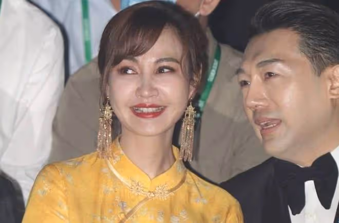 閆妮新劇臉僵如石?看看這7位美女明星,都走上了整容的不歸路