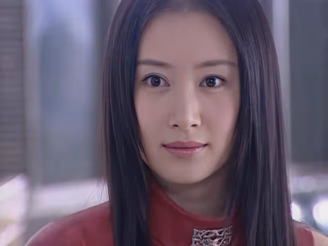 閆妮新劇臉僵如石?看看這7位美女明星,都走上了整容的不歸路