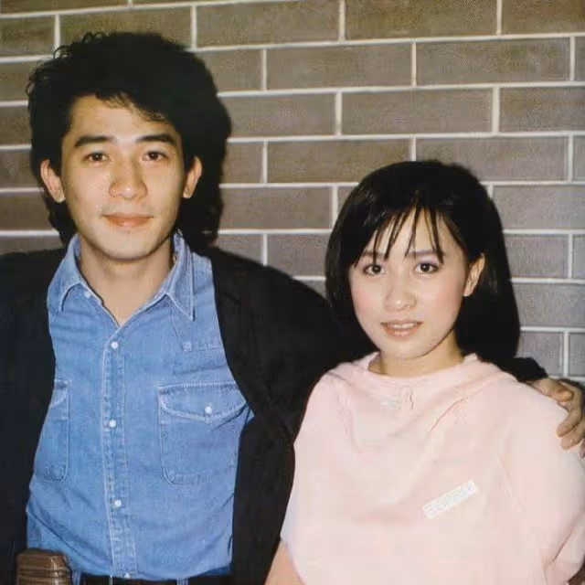 57歲膝下無子,劉嘉玲「收男星兒當乾兒子」下跪奉茶,一喊乾娘「直接砸重金送200坪豪宅」網羨慕炸