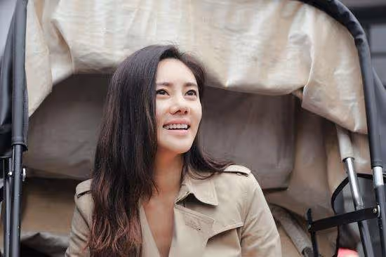 憑什麼要讓我滾出中國?女明星霸氣回懟,我老公是中國人,我就也算中國人!