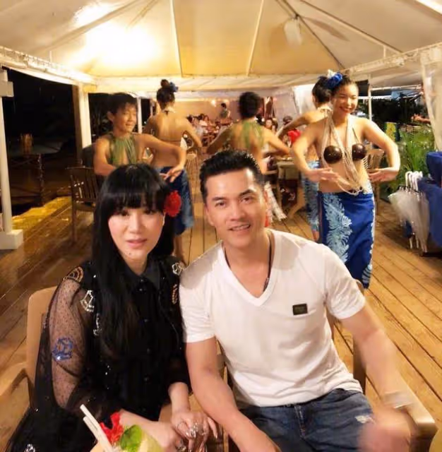 66歲呂良偉近況曝光!義大利跳海猶如精神小伙,嬌妻陪伴躺平半生:逆襲的人生讓人羨慕