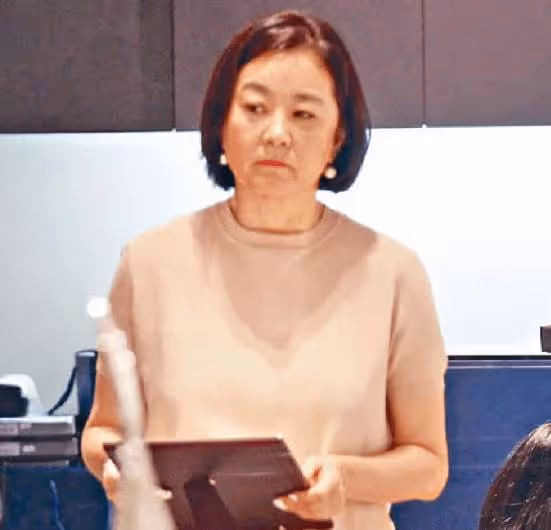 坦然面對衰老!66歲林青霞「素顏皮膚鬆弛」不在意別人眼光 態度大方「請叫我家庭主婦」優雅老去也很美