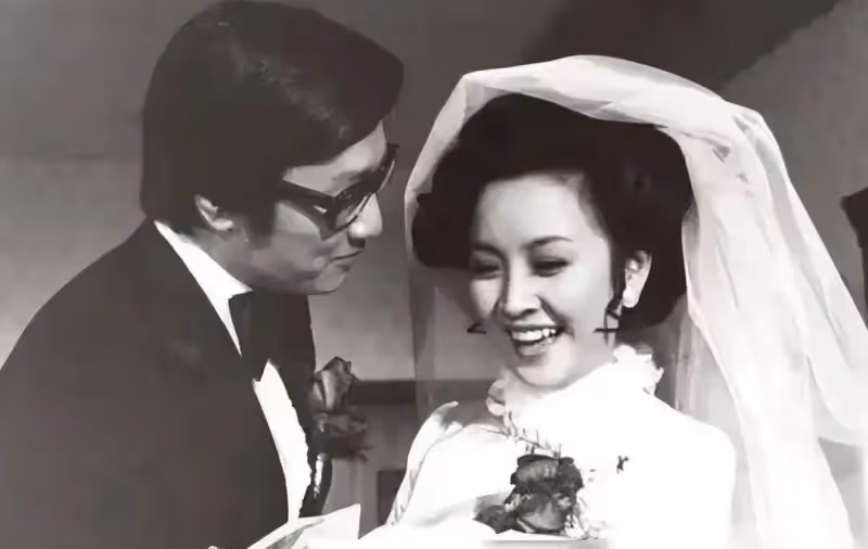 謝賢：玩了一輩子，5段情史自稱專一，曾爺孫戀，提兒孫落淚自責