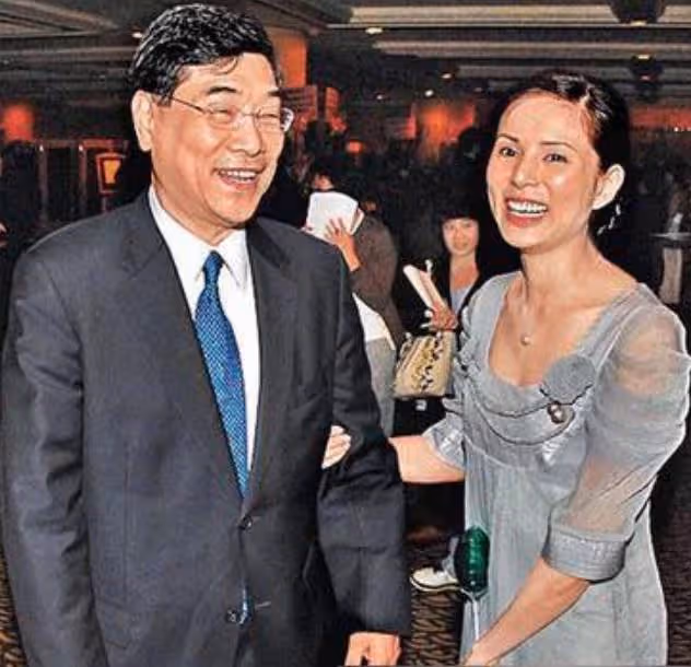 至今未嫁人的10位女港星,各有各的苦衷,最大的88歲,最小的42歲