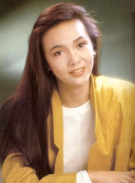 至今未嫁人的10位女港星,各有各的苦衷,最大的88歲,最小的42歲