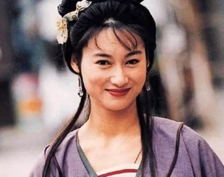 至今未嫁人的10位女港星,各有各的苦衷,最大的88歲,最小的42歲