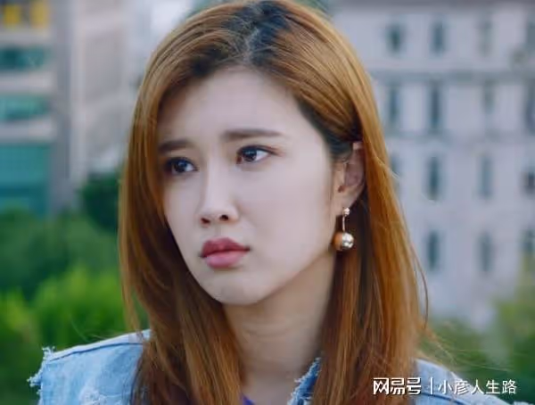 出身演藝世家，長得美演技也好，《匆匆的青春》奚望太圈粉了