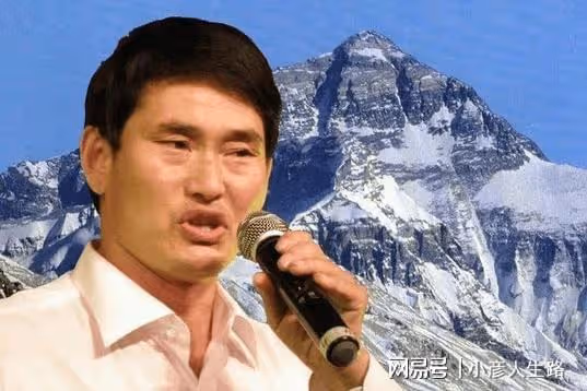 大衣哥將進軍影視圈！已拿下「新三國」關公一角，網友：像西門慶