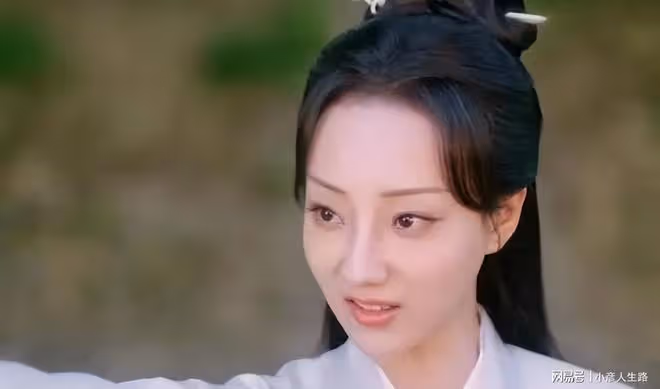 《沉香如屑》:螢燈到死也沒想明白,悲慘下場皆因自己的三個行為