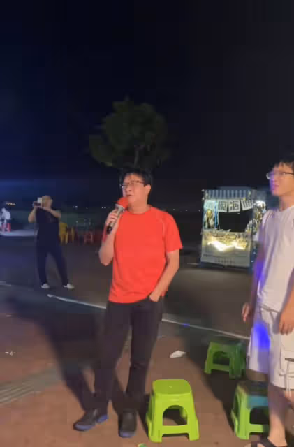 58歲劉錫明定居廣東!商演開店太繁忙,雙頰浮腫面青唇白引擔憂
