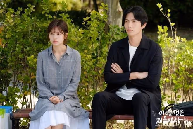 出道時被稱為「最醜女主」,努力後成為「放心」演員,《還魂》庭沼珉作品盤點!