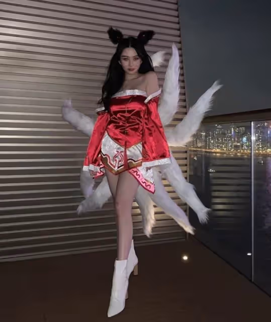 像極了媽媽年輕時!邱淑貞女兒「萬聖節cos九尾狐」 表情魅惑「美貌不輸媽」網尖叫:根本電影女主臉