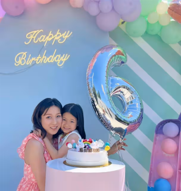 年紀小小已有女神風範　鍾嘉欣女兒最新樣貌曝光