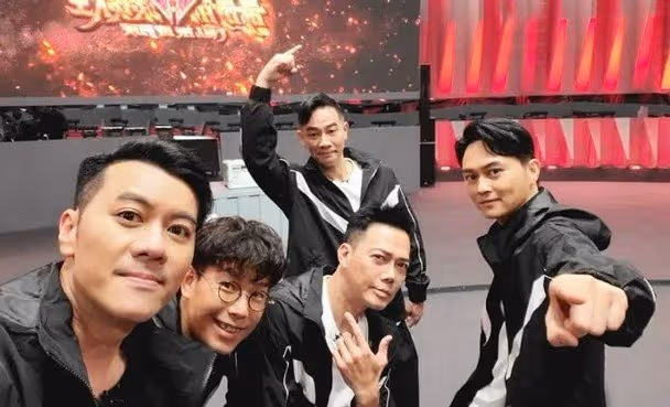 戴「我愛你，中國」口罩自拍　林曉峰獲贊優質偶像！