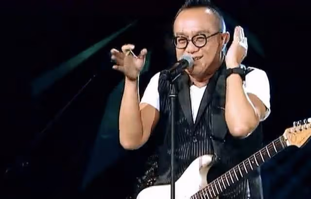 57歲知名歌手曬照報平安,6天前心臟衰竭緊急入院,仍未查明病因