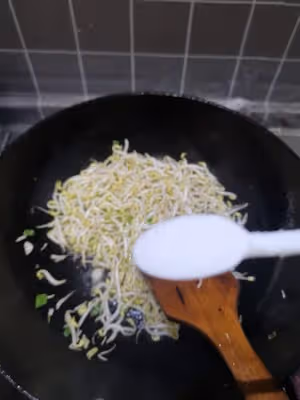 醋溜綠豆芽