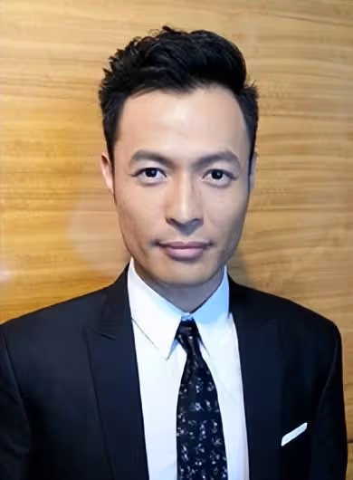 離巢後發展順利!TVB前知名男星轉戰影壇,與郭富城吳鎮宇合作