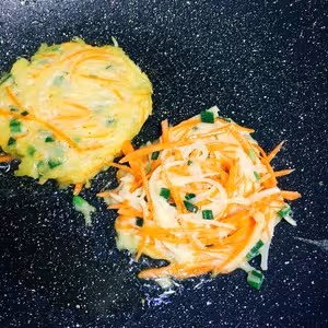 土豆紅蘿蔔絲餅