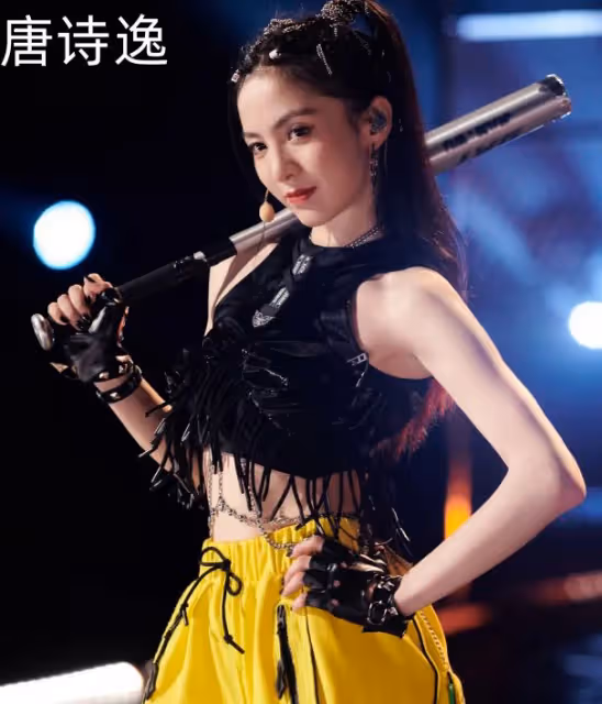 河南衛視又出圈!朱潔靜穿男裝掰彎萬千少女,國家級舞者到底多強
