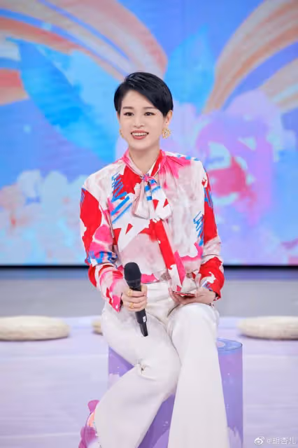 吻戲拍吐了!TVB視後自曝過往劇中最差吻戲體驗:親完就反胃作嘔