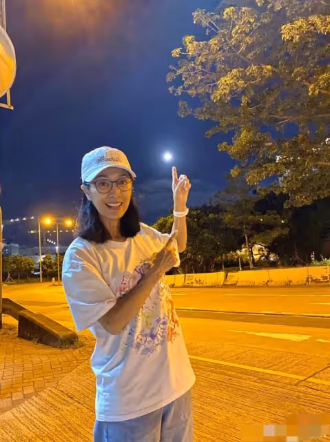最深情的5位女星：有人為去世四年的丈夫生女，有人餘生不再嫁人