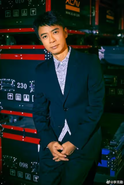包下6節目！54歲歌王「擁9億資產」身家暴漲　老婆偷買9千萬豪宅「掛自己名下」他傻眼回應了