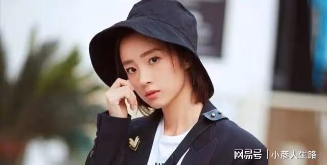 焉栩嘉張銘恩合作話劇，還別說兩個人挺合適的，有一個共同點